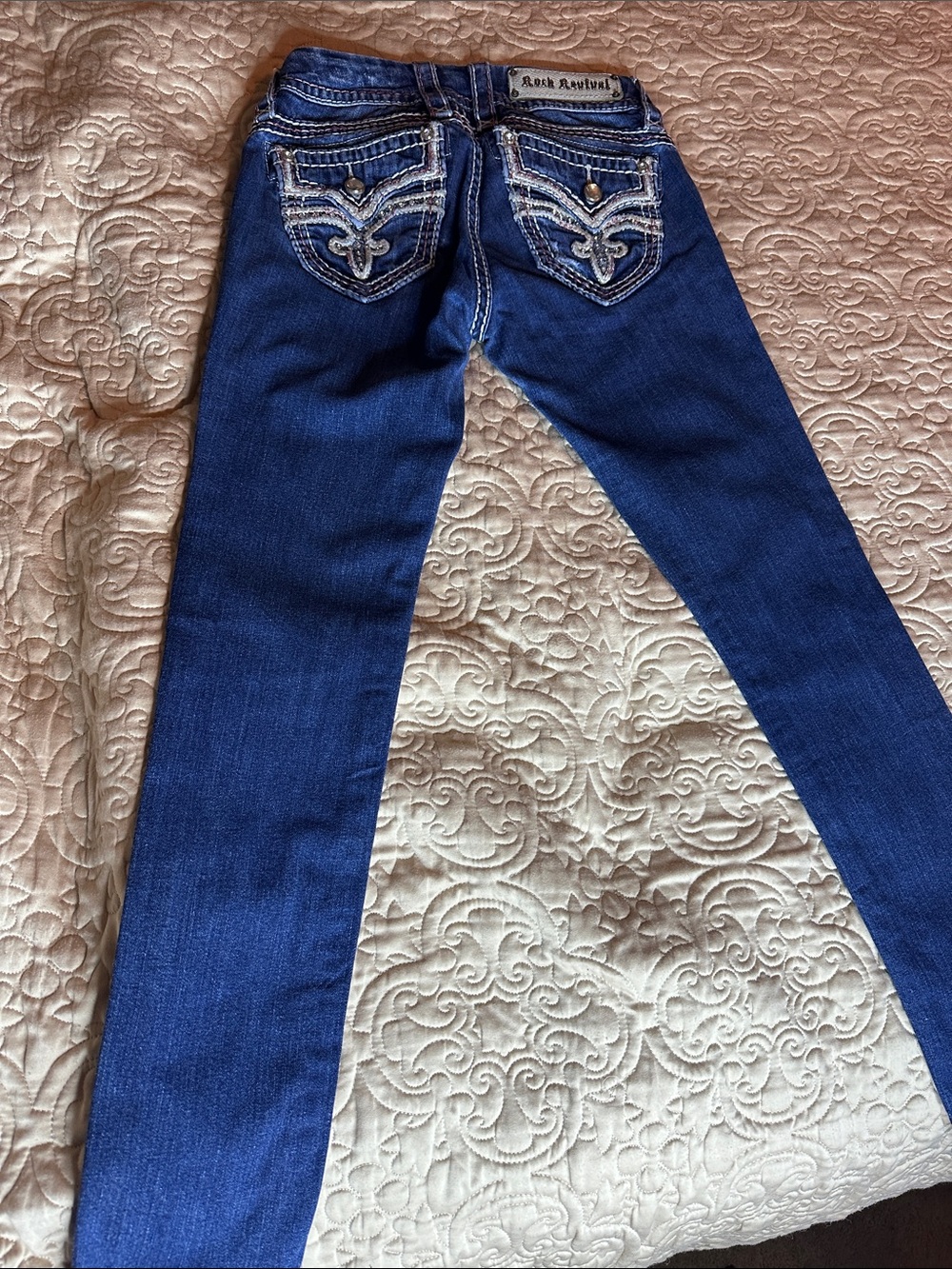 Rock Revival LUZ 26Women's Blue Embroidered embellished Back Pocket Skinny Jeans